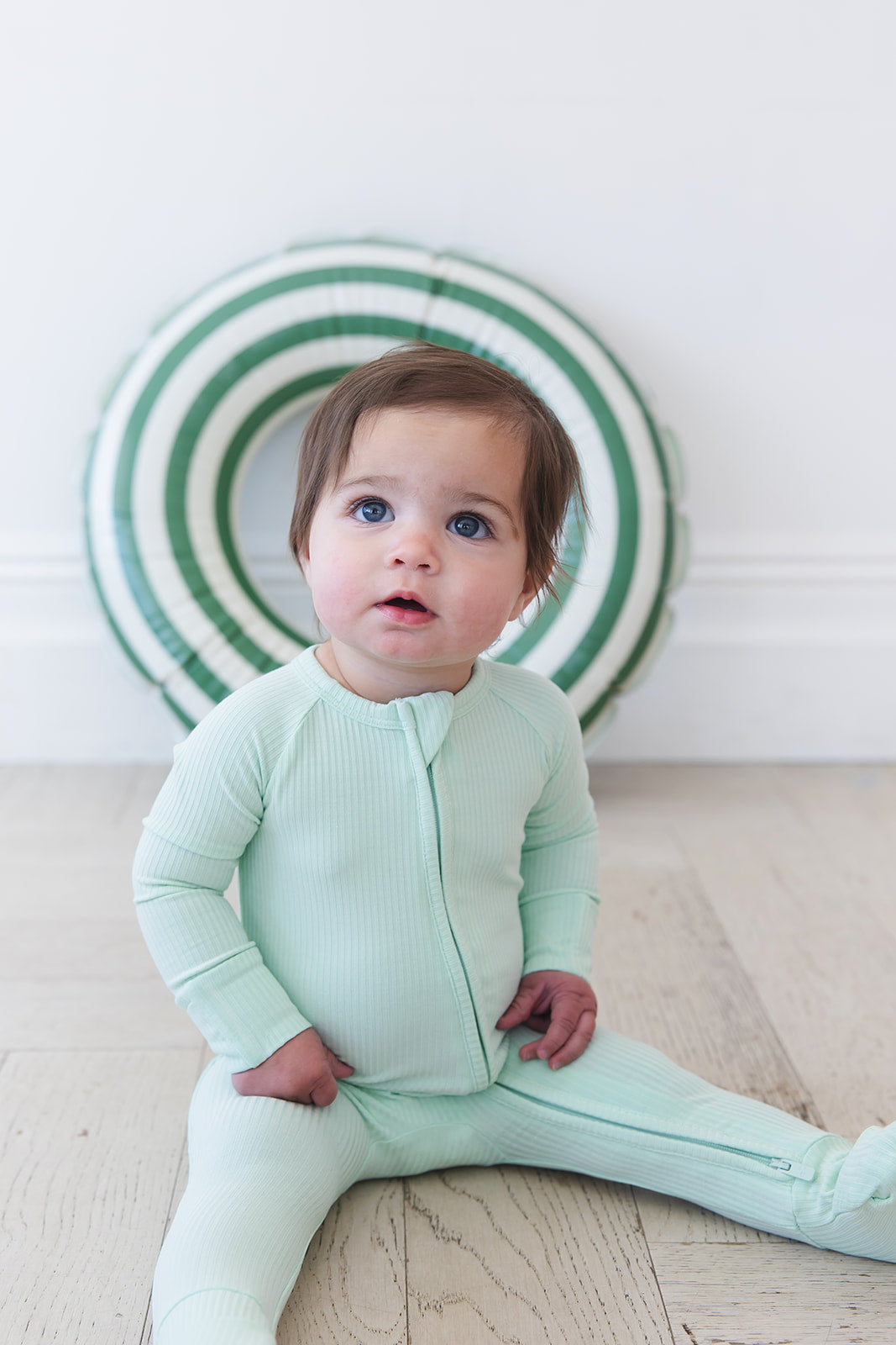 (SOLID, ribbed) Lion Around - Zippy Blush Lotus