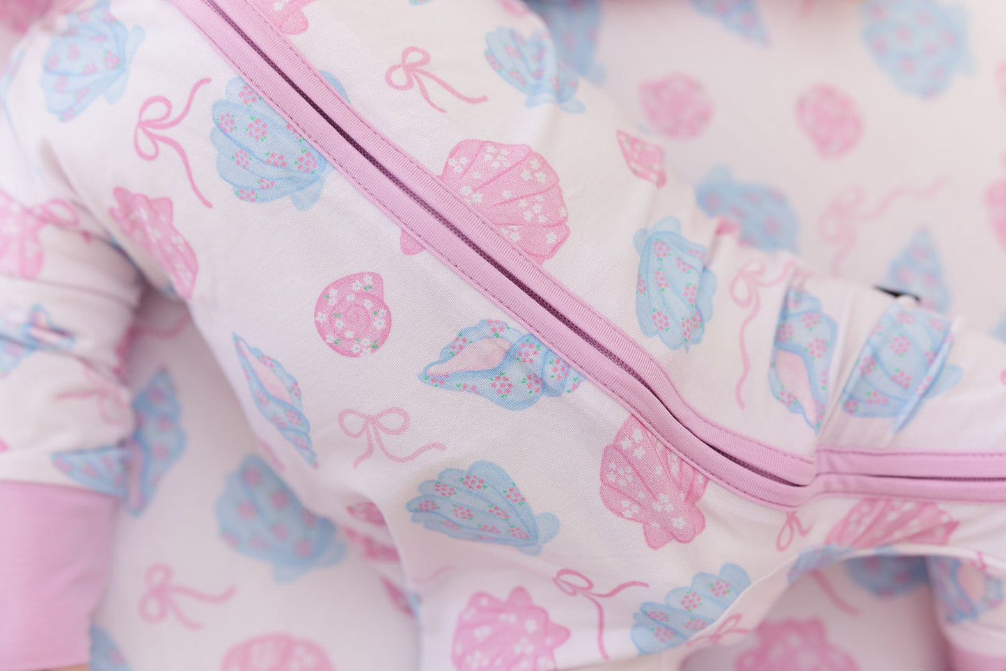 Cove - Zippy Blush Lotus
