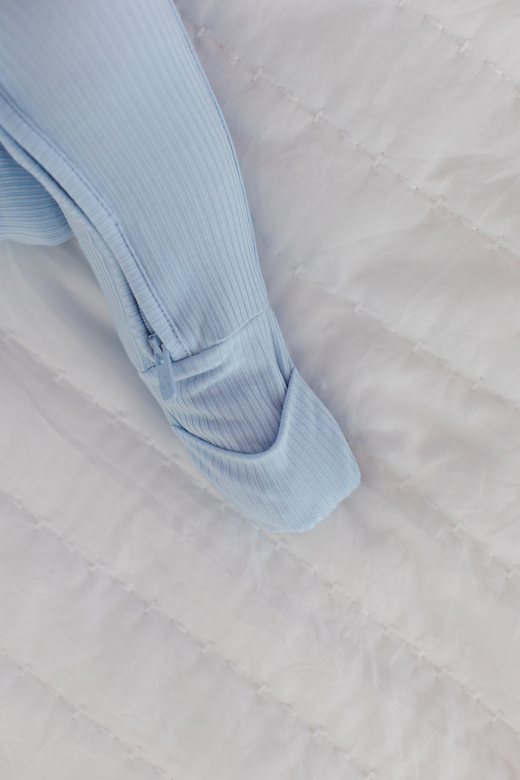 Blue Macaron (ribbed) - Zippy Blush Lotus