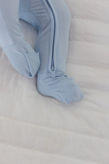 Blue Macaron (ribbed) - Zippy Blush Lotus