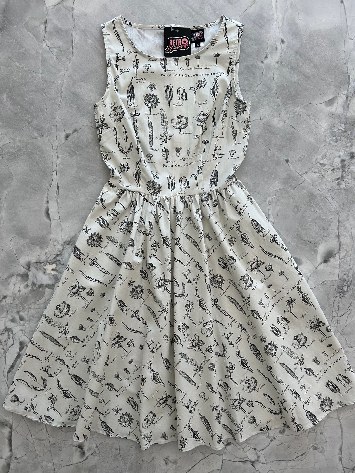 Flower Parts Vintage Dress Retrolicious