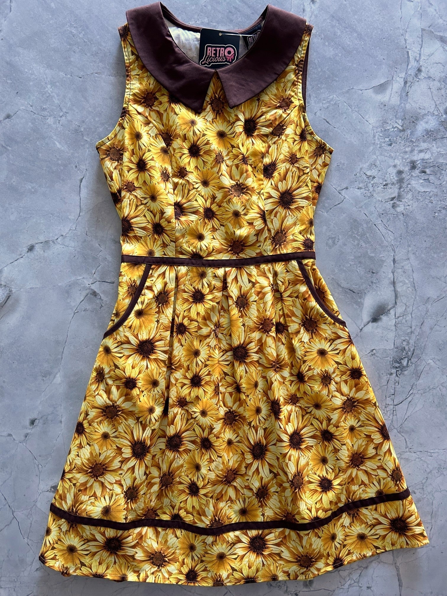 Sunflower Collared Dress Retrolicious