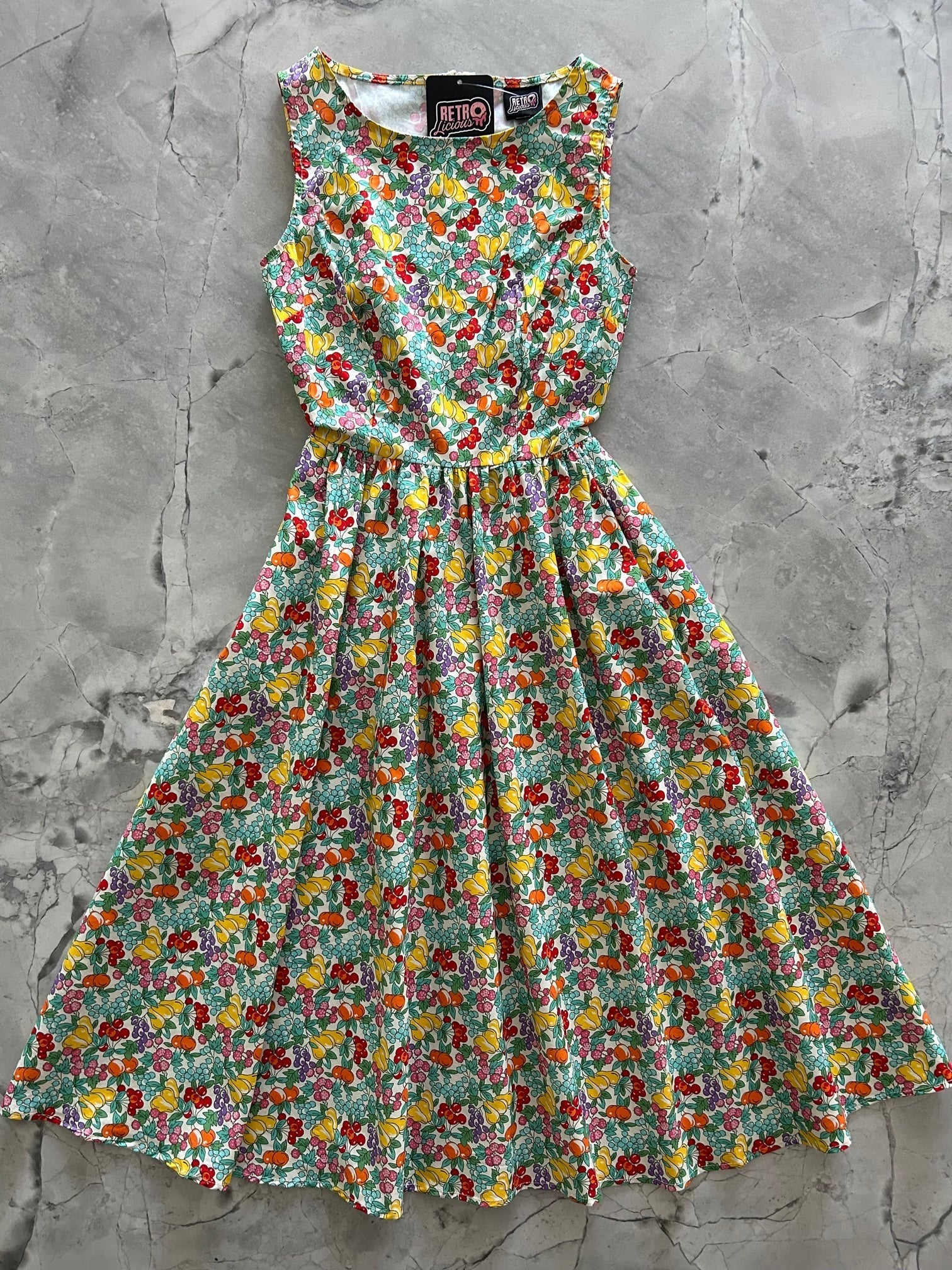 Farmer's Market Midi Dress Retrolicious