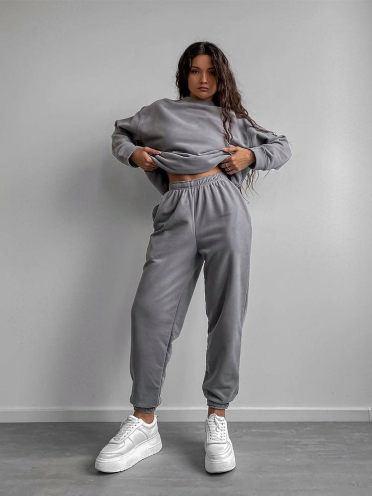 Women's Crewneck Sweatshirt & Jogger Pants Two-Piece Set – Loose Fit FitiqueFit