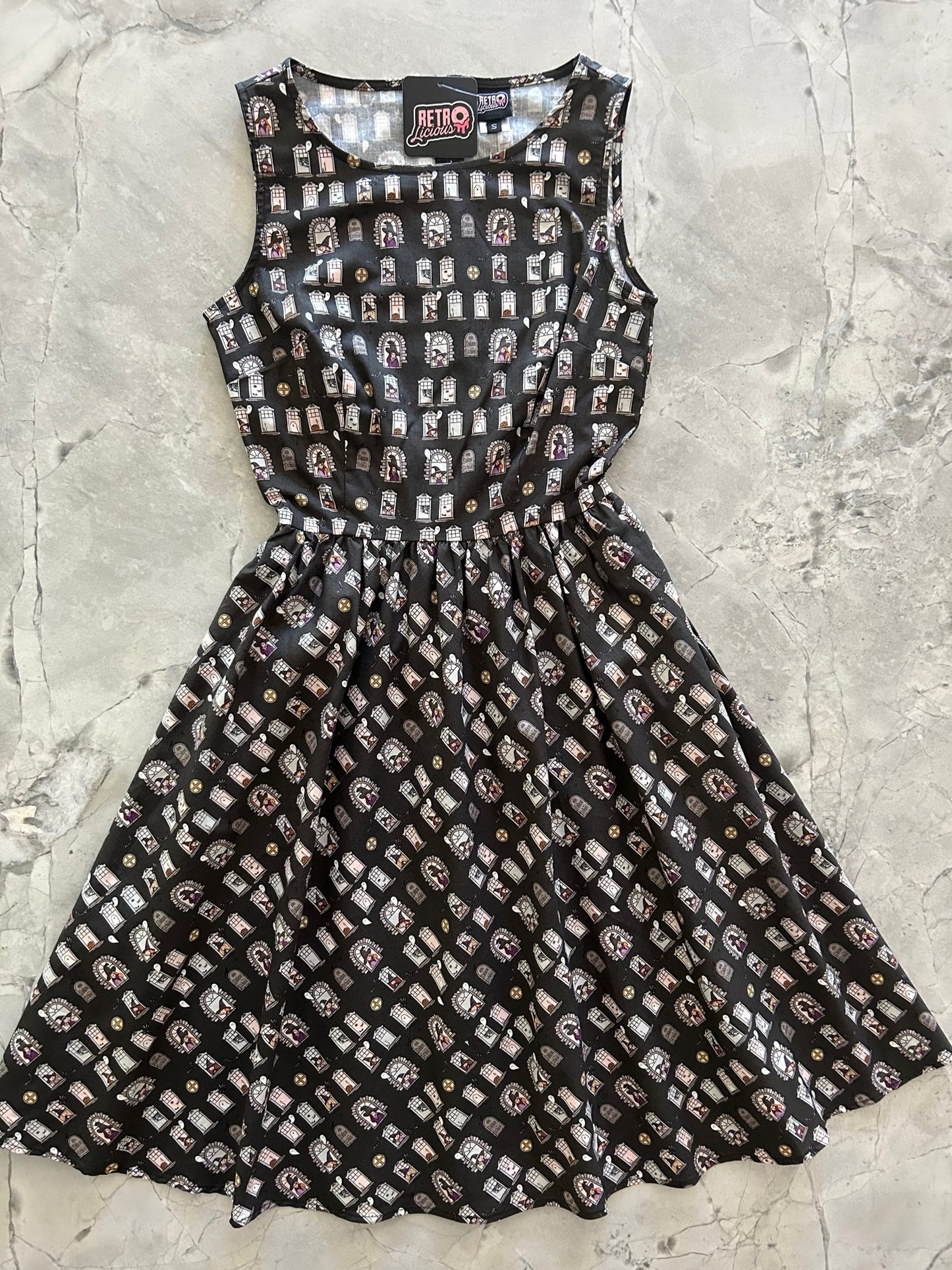 Salem School Vintage Dress - XS only, 1 left! Retrolicious