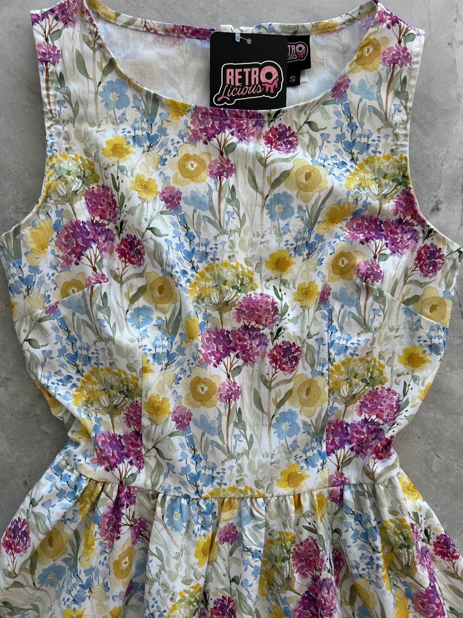 Wildflower Vintage Dress Retrolicious