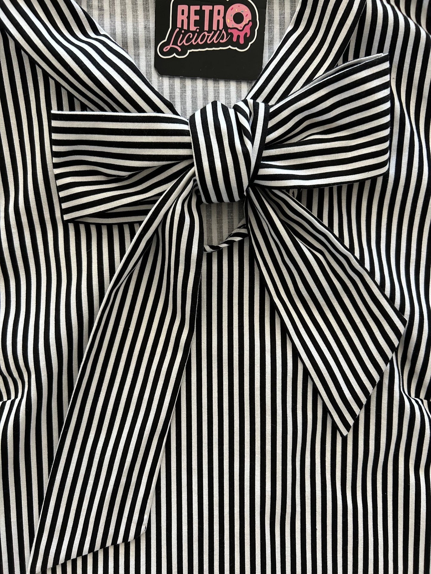 Black Striped Bow Top - 4X only, 1 left! Retrolicious