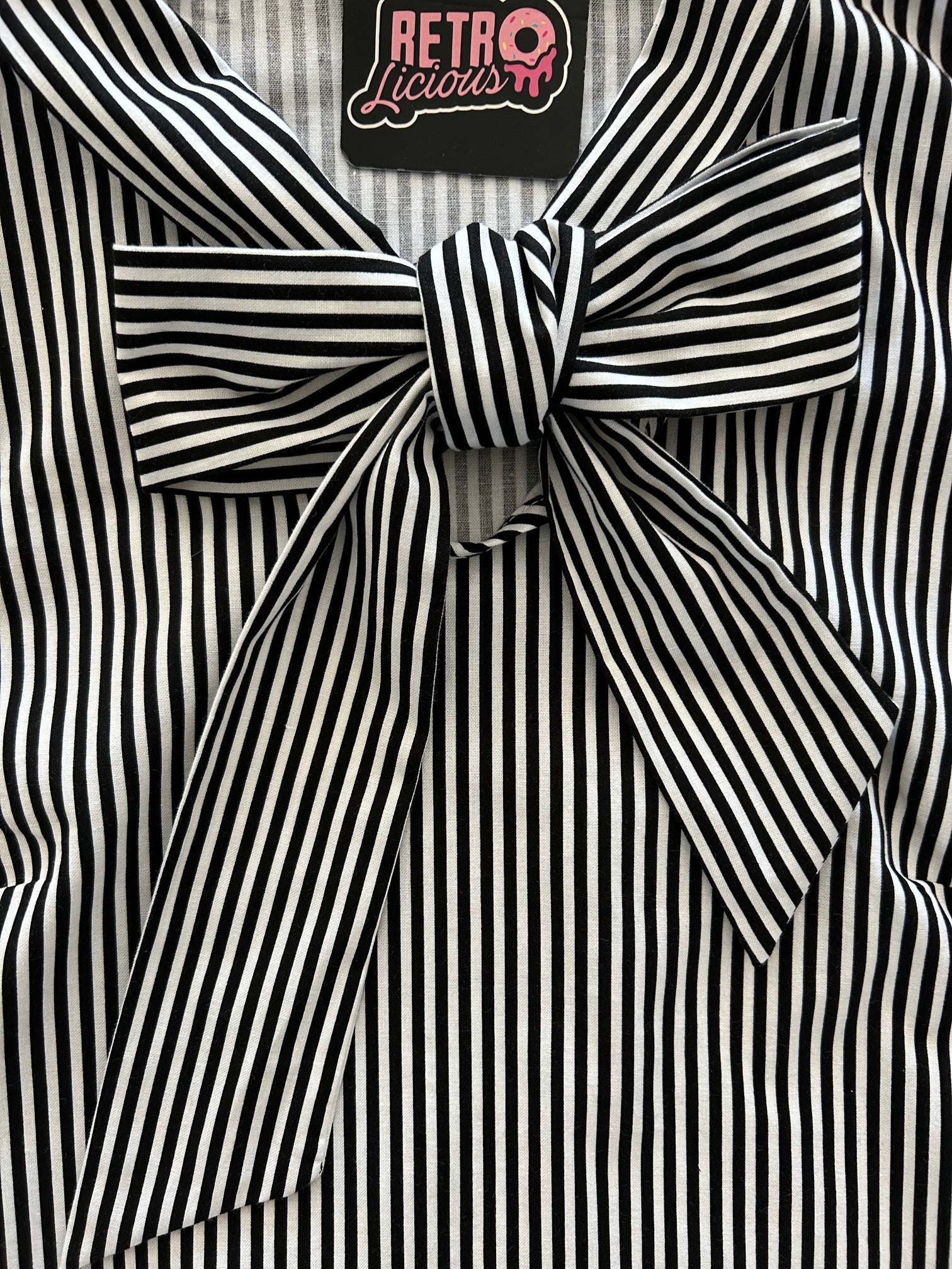 Black Striped Bow Top - 4X only, 1 left! Retrolicious