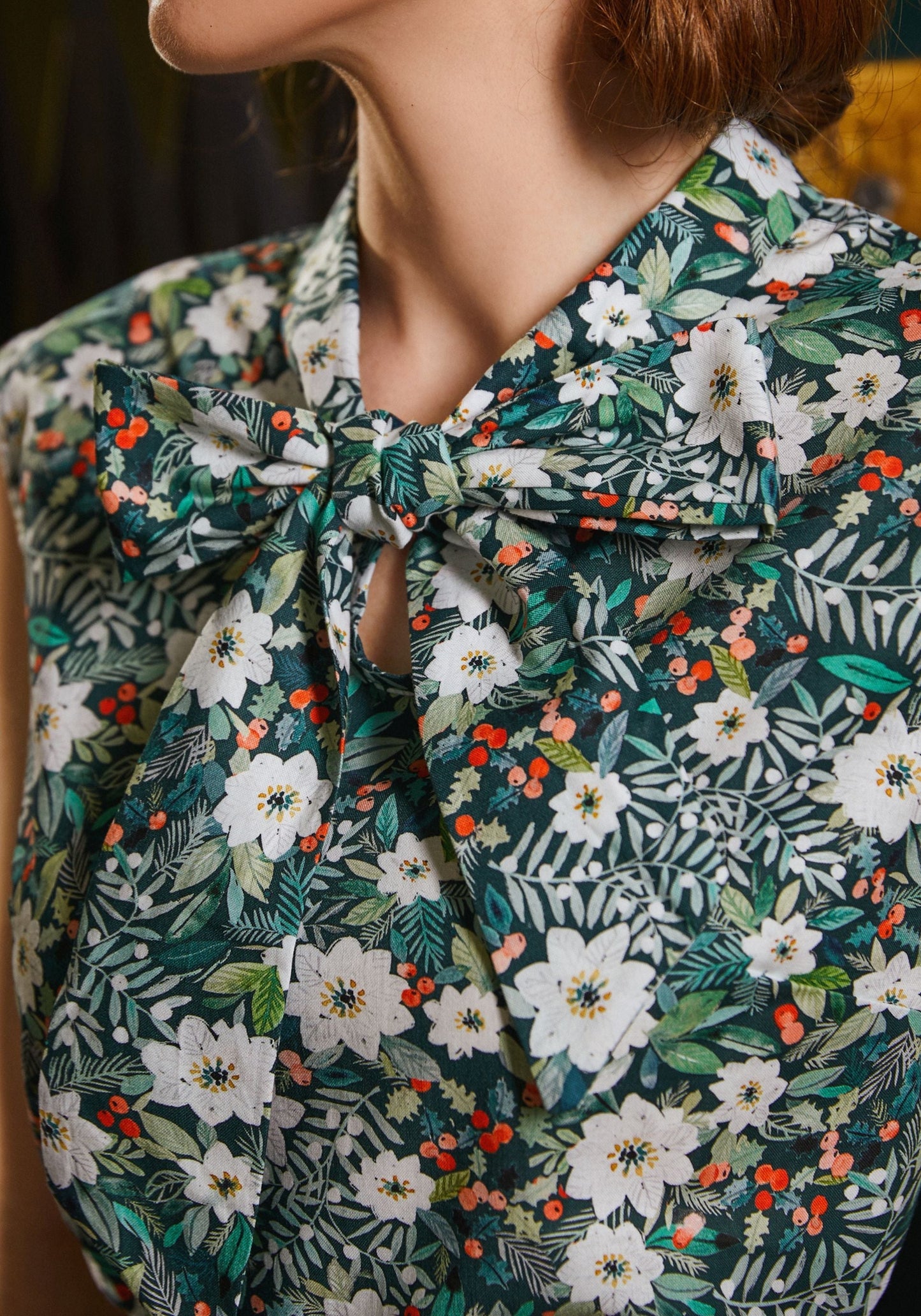 Winter Floral Bow Top Retrolicious