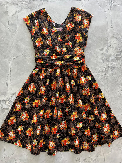Vintage Floral Greta Dress - XS only, 1 left! Retrolicious