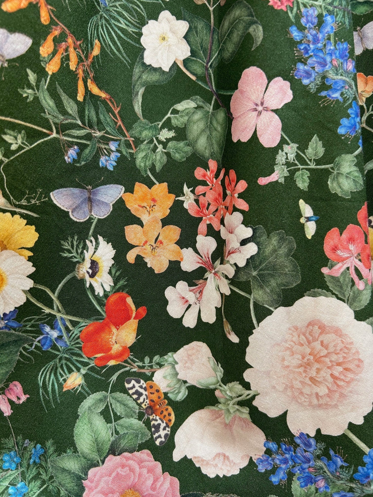 Dark Floral Doris Skirt Retrolicious