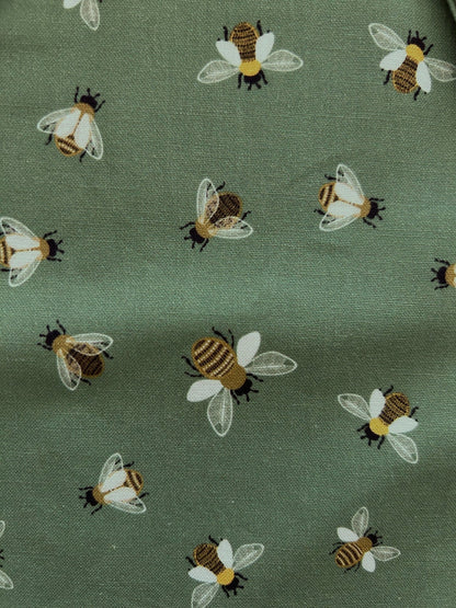 Bee Bow Top - 4X only, 1 left! Retrolicious