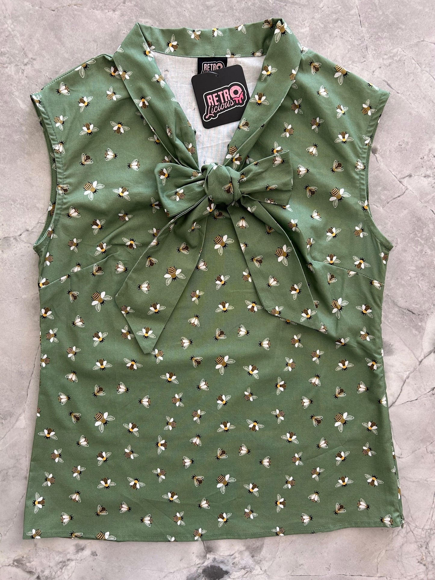 Bee Bow Top - 4X only, 1 left! Retrolicious