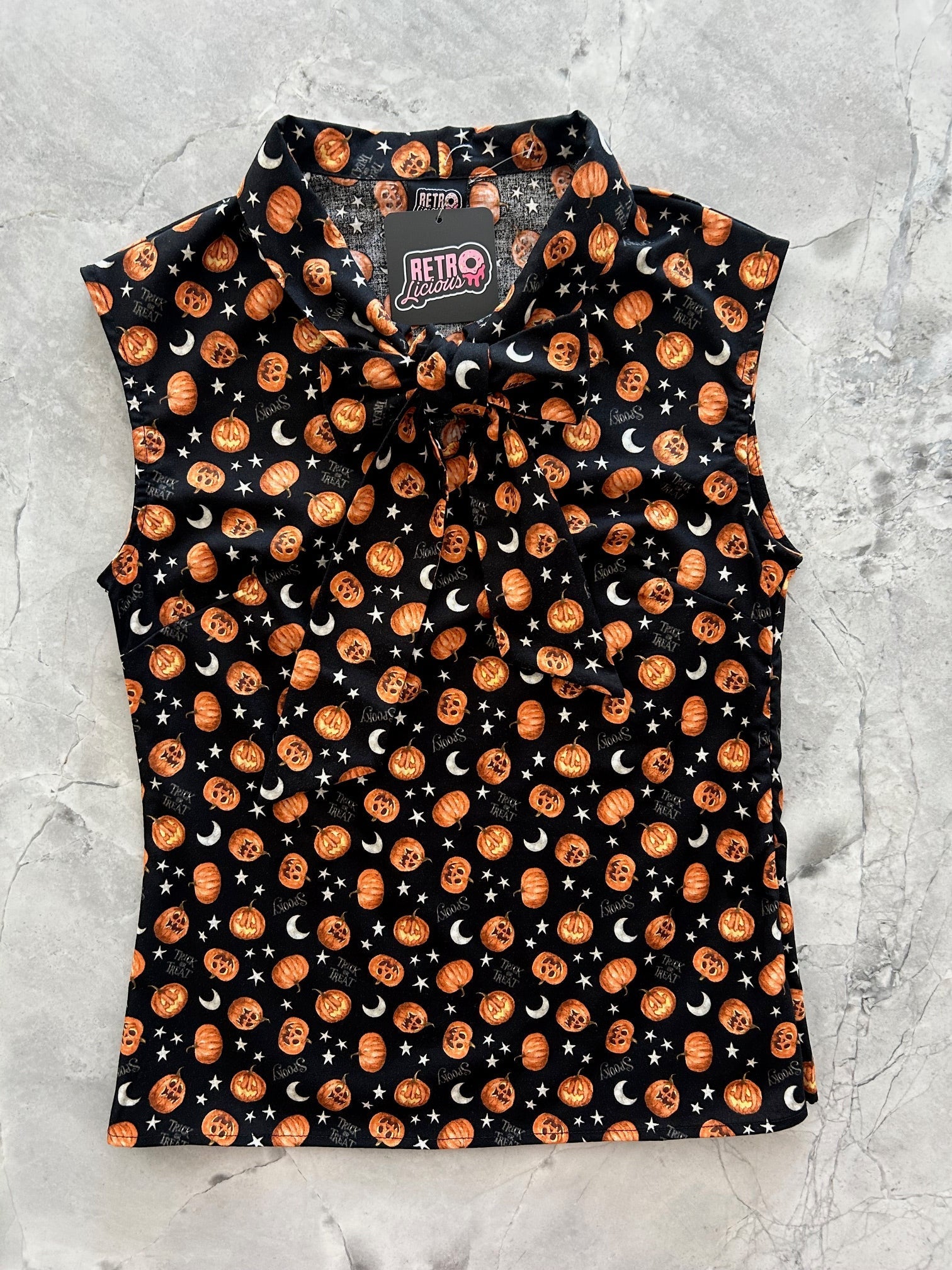 Jack-o’-lantern Bow Top Retrolicious
