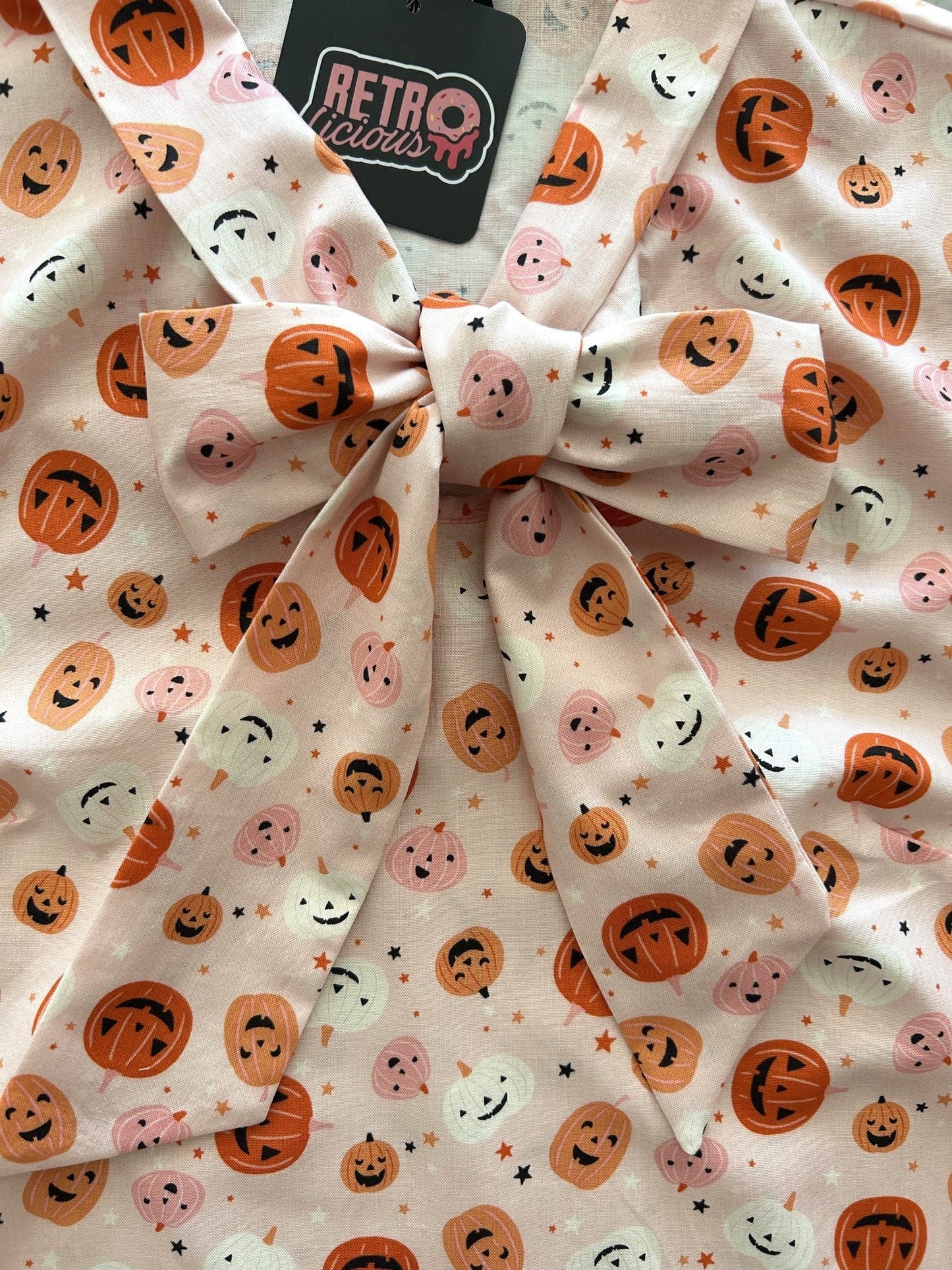 Pink Jack-o’-lantern Bow Top Retrolicious