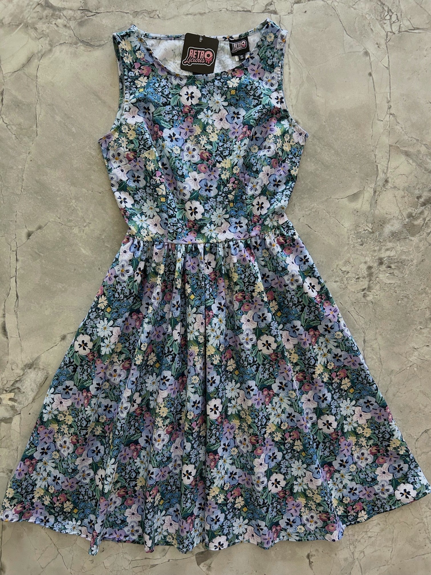 Painted Floral Vintage Dress Retrolicious