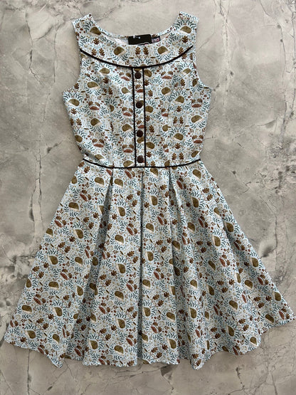 Elizabeth Dress in Hedgehogs Retrolicious