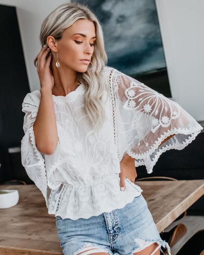 Women’s Lace Trim Top Short Sleeve Batwing Shirt FitiqueFit