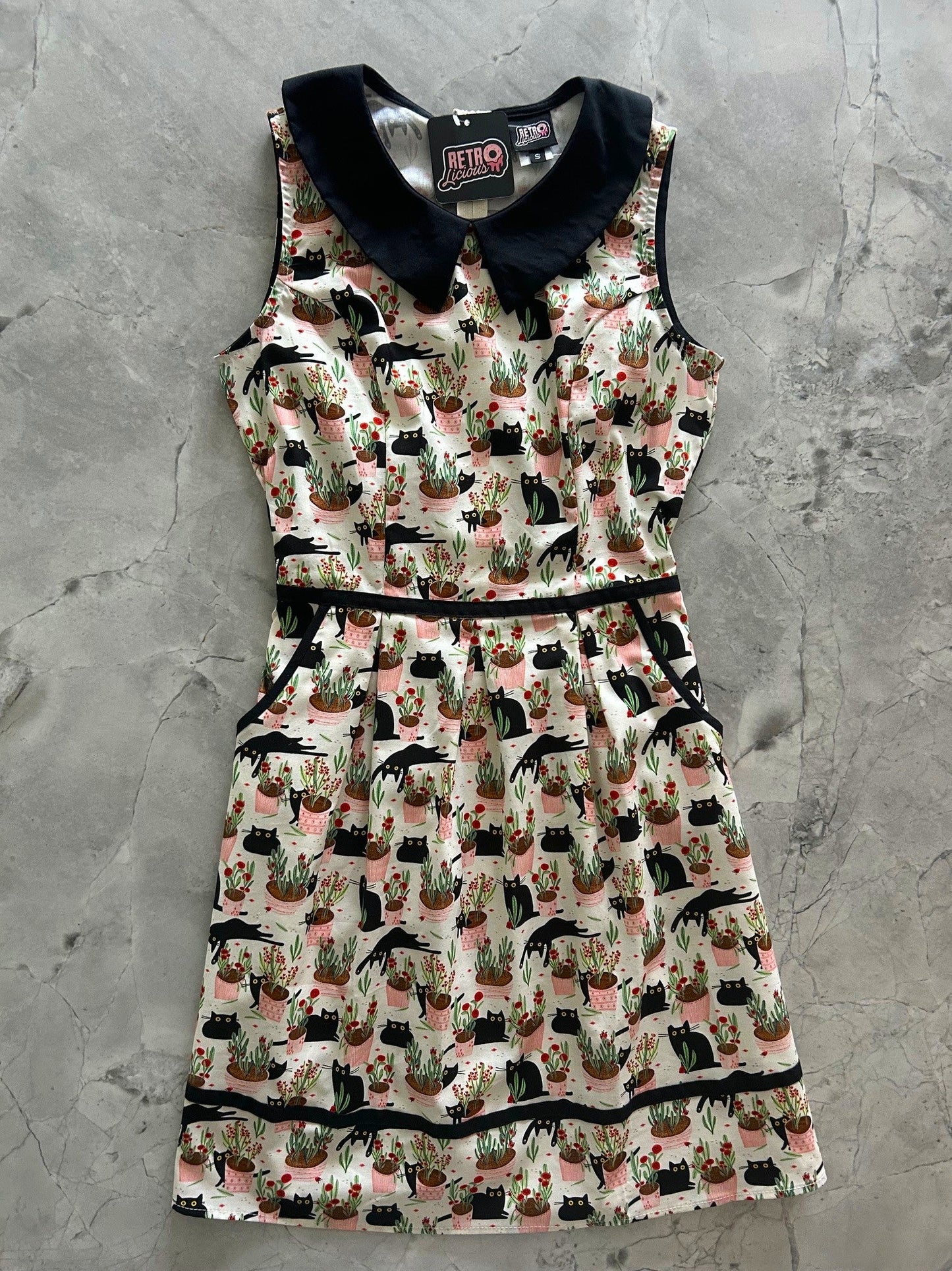 Cats & Plants Collared Dress - Plus Sizes only Retrolicious