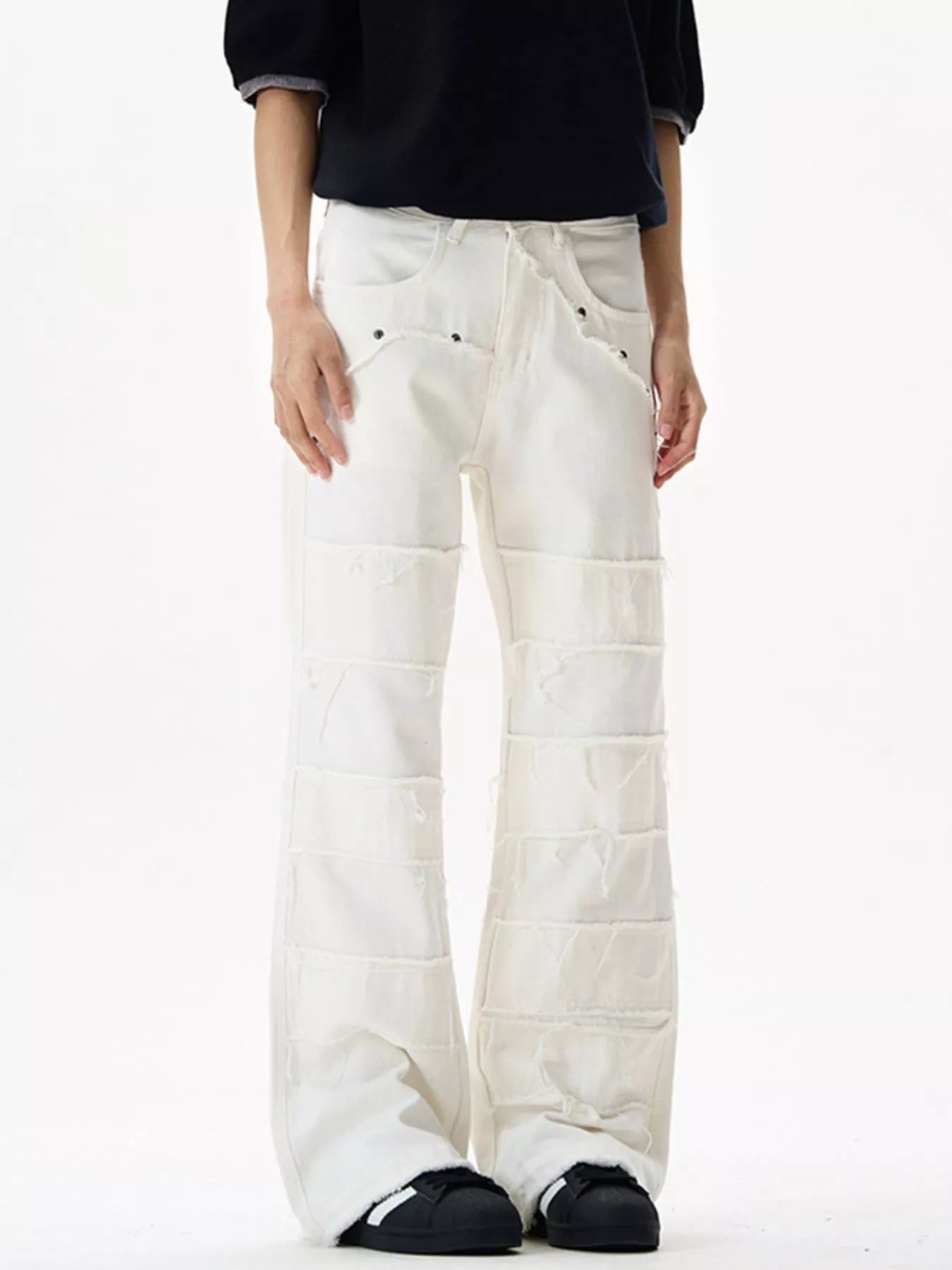 Men's Frayed Hem Flare Jeans New Era Fashion LLc