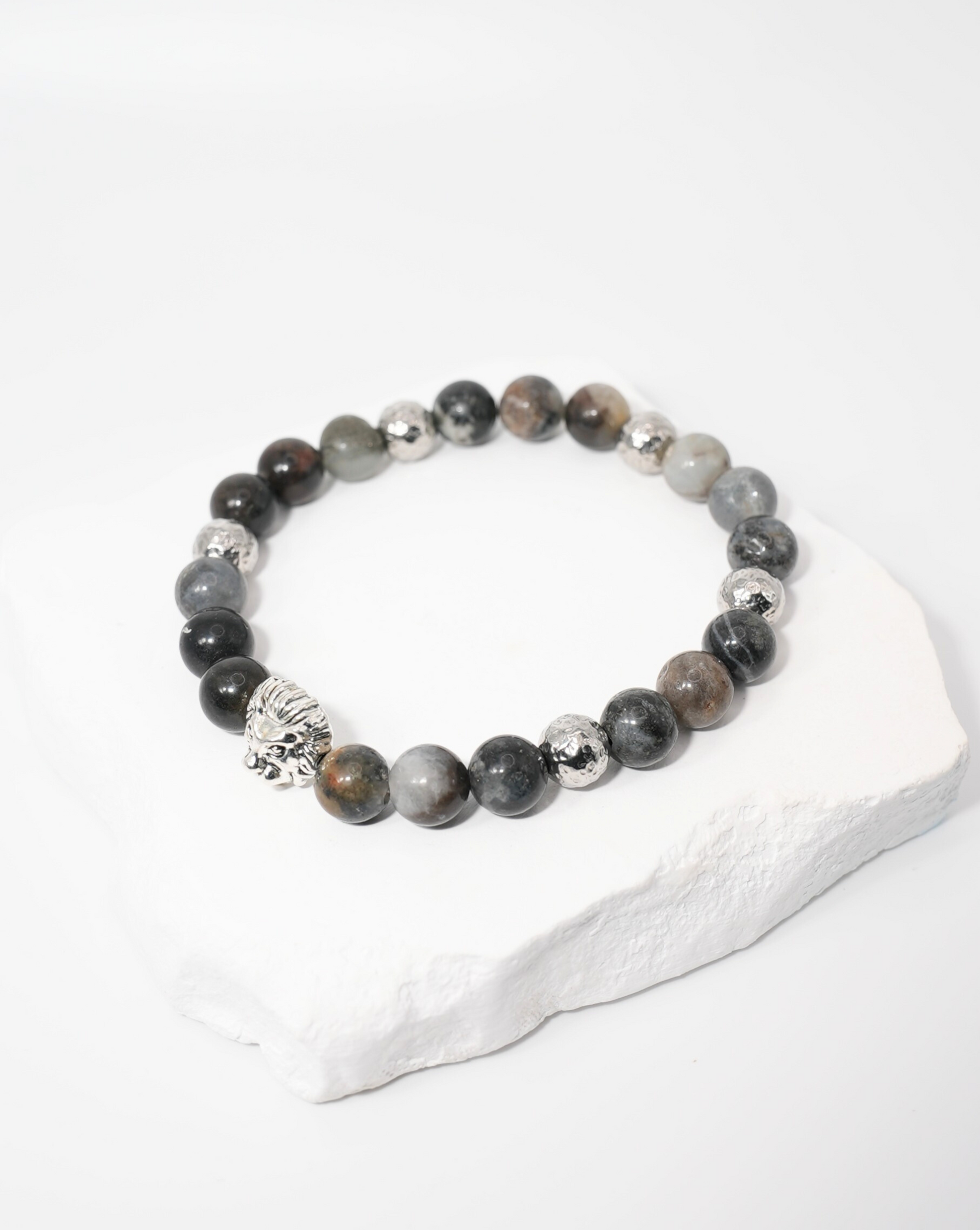 Strength of the Lion Bracelet LUNAR VINES