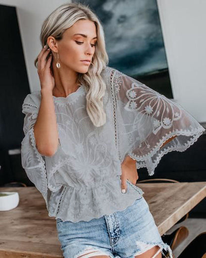 Women’s Lace Trim Top Short Sleeve Batwing Shirt FitiqueFit