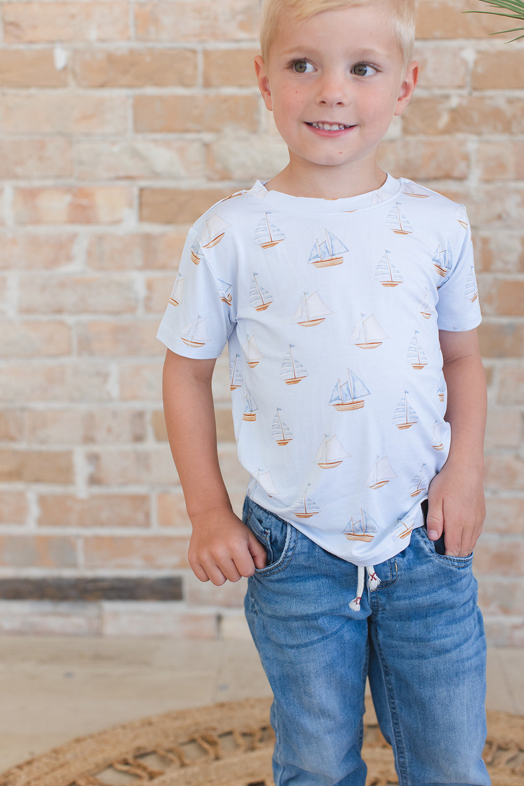 Sailboats - Everyday Tee Blush Lotus