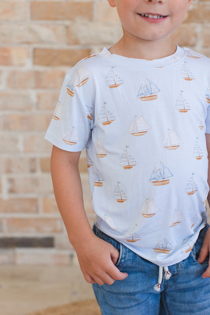 Sailboats - Everyday Tee Blush Lotus