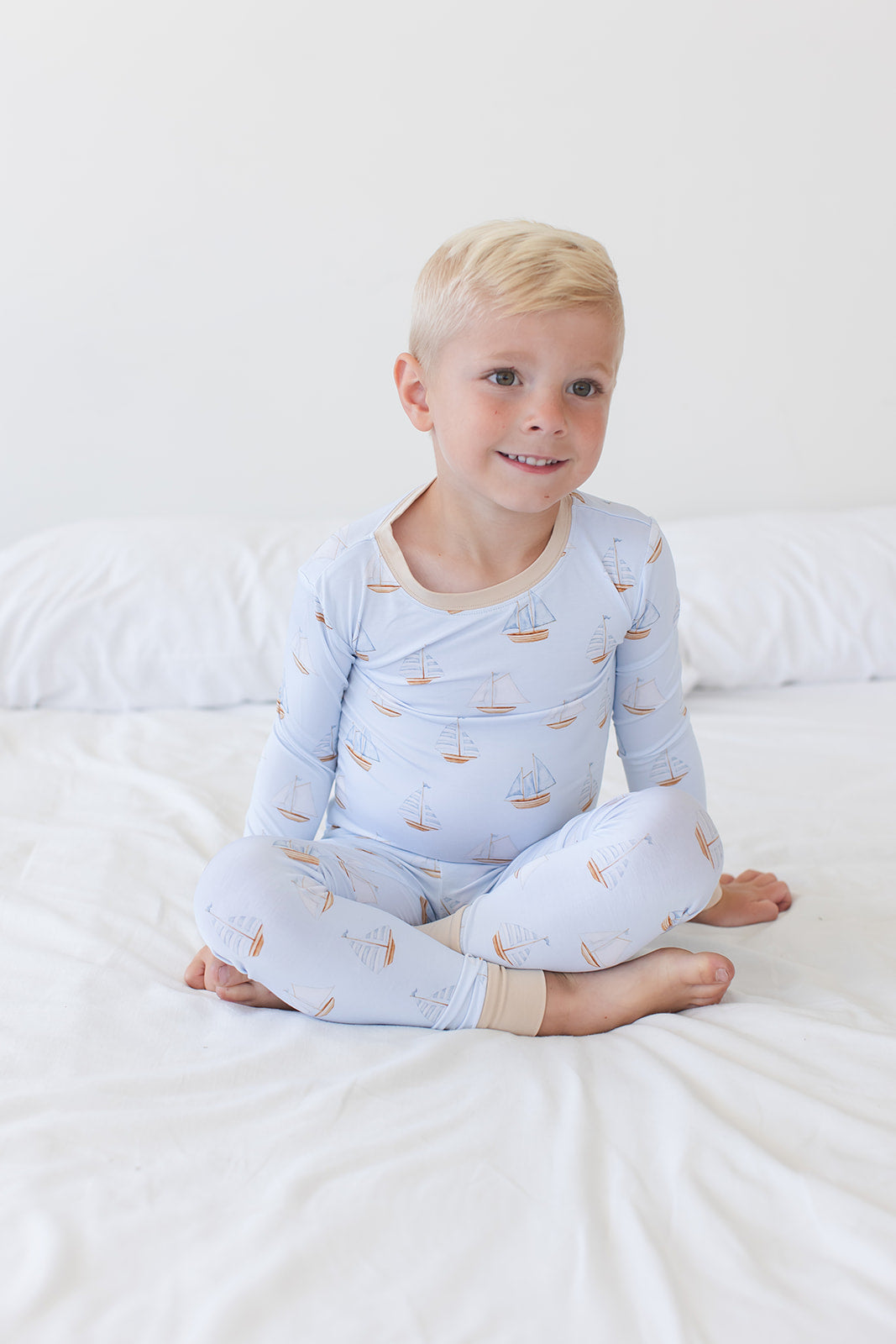 Sailboats - Set Blush Lotus