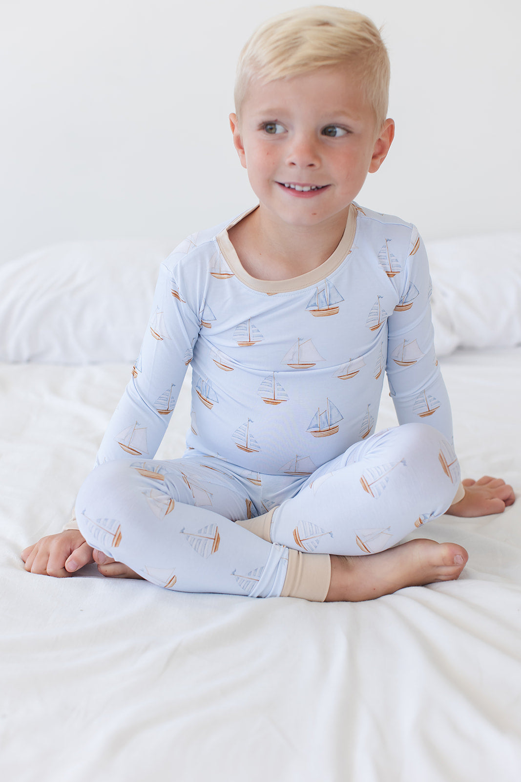 Sailboats - Set Blush Lotus
