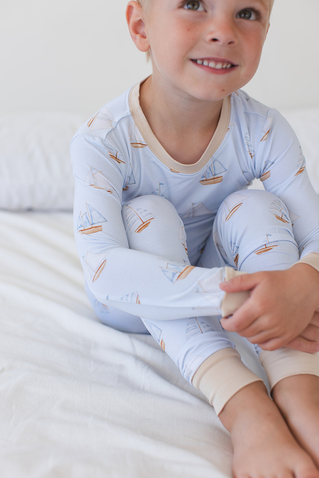 Sailboats - Set Blush Lotus