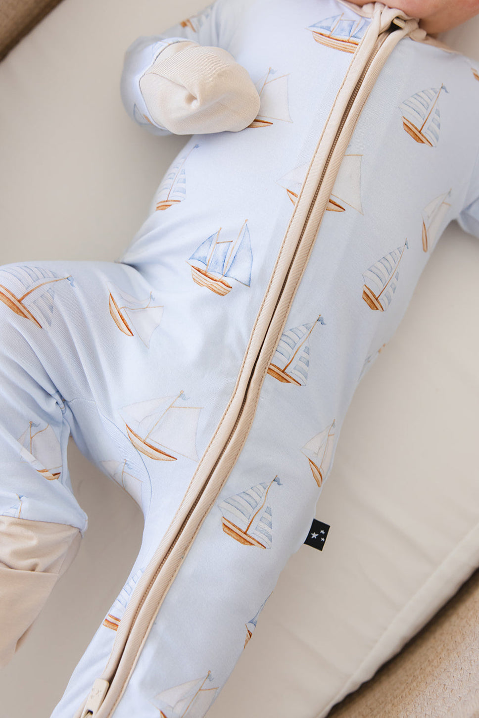 Sailboats - Zippy Blush Lotus