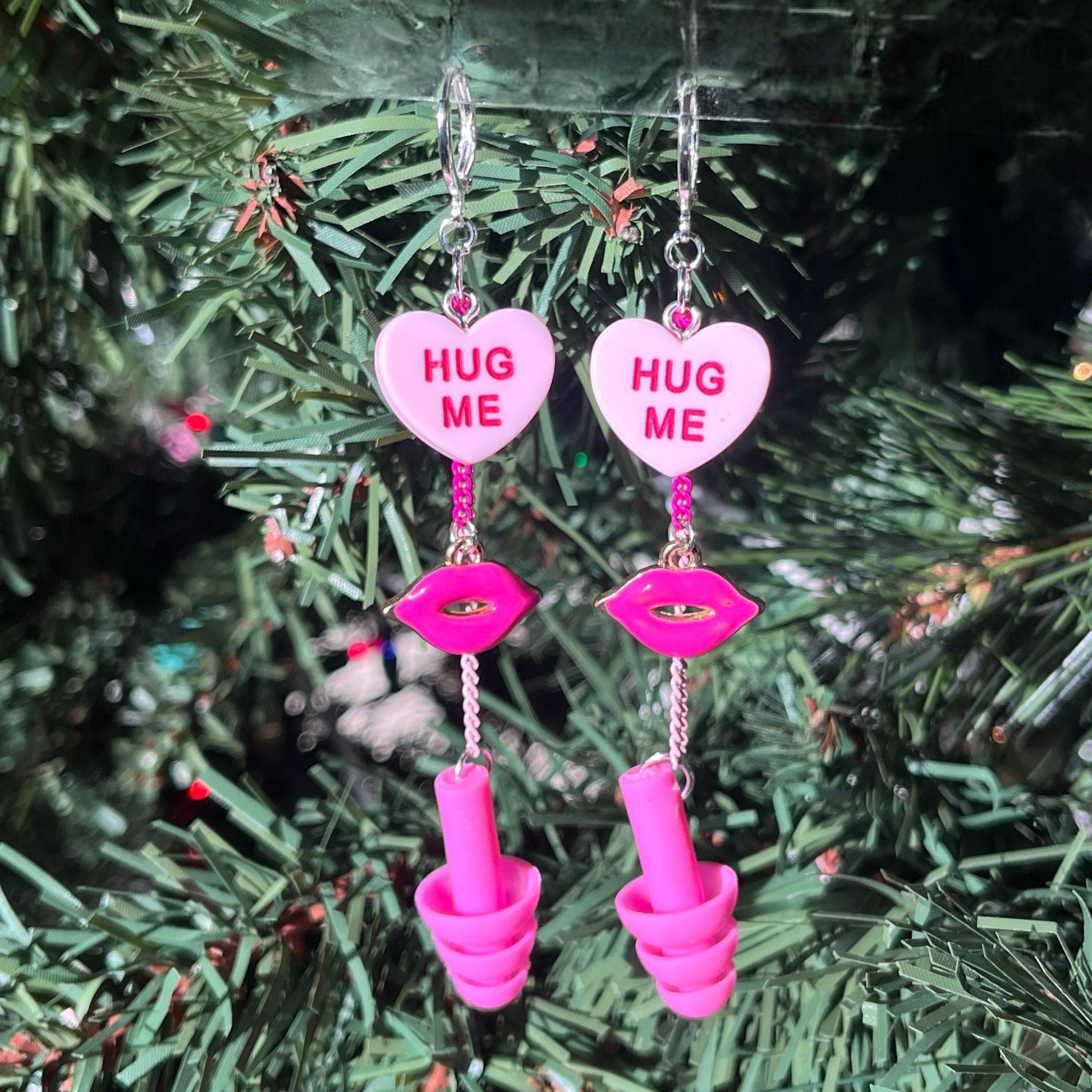 Hugs n Kisses Wook Plugs