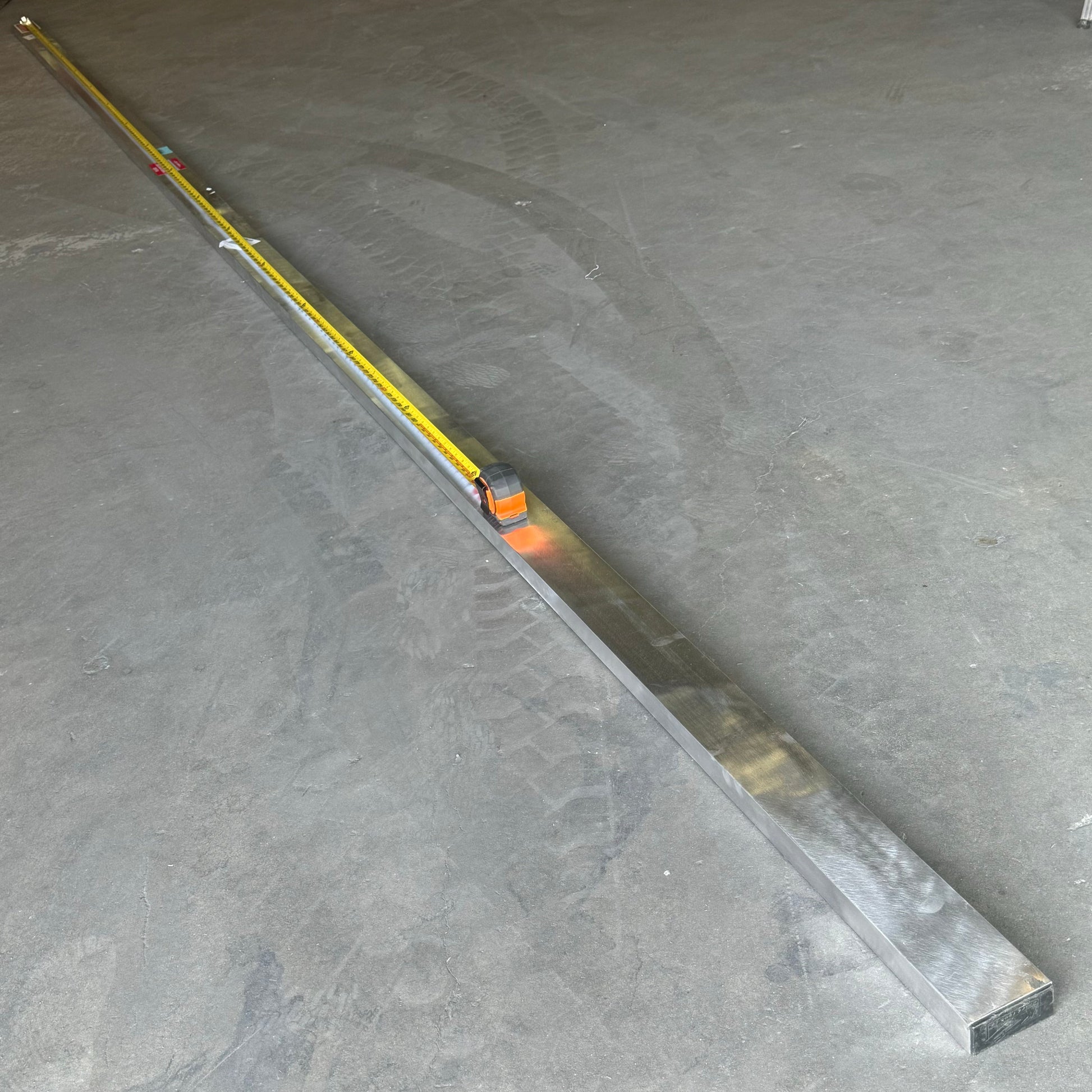 KRAFT TOOL CO. Striker Screed 240”x1-1/2”x3-1/2” CC620AL PayWut