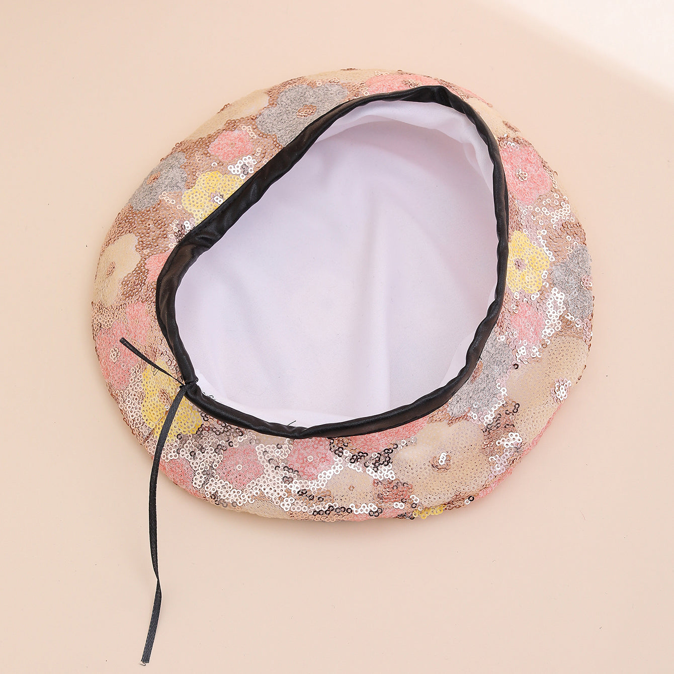 Sequin Flower Beret – Trendy Painter's Hat for Women | Outdoor & Everyday Style FitiqueFit
