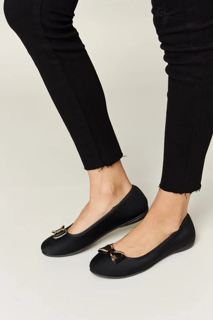 Forever Link Metal Buckle Flat Loafers New Era Fashion LLc