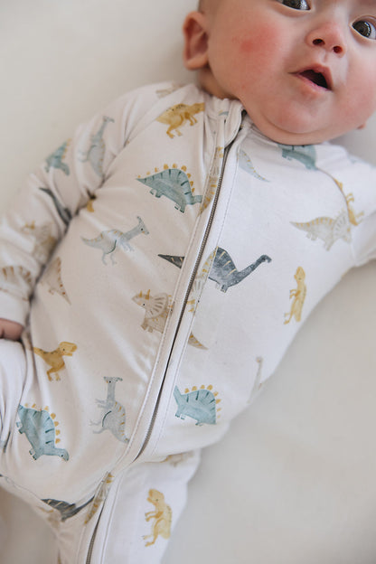 Beckett - Zippy Blush Lotus