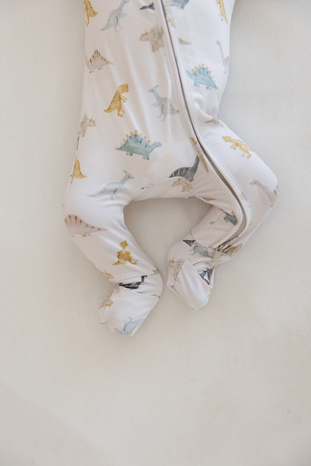 Beckett - Zippy Blush Lotus