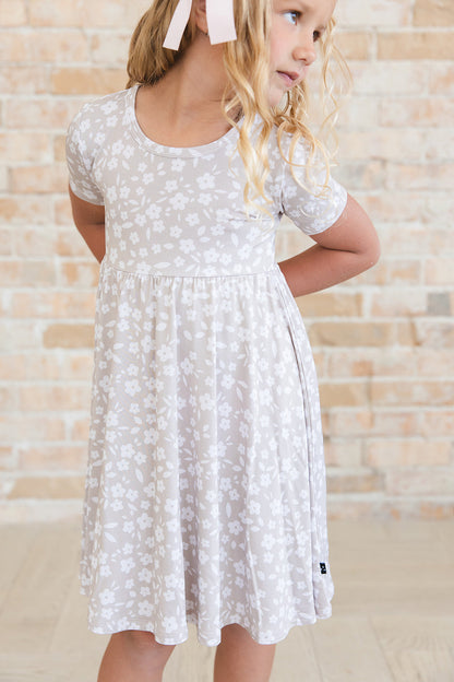 Calista - Dress Blush Lotus