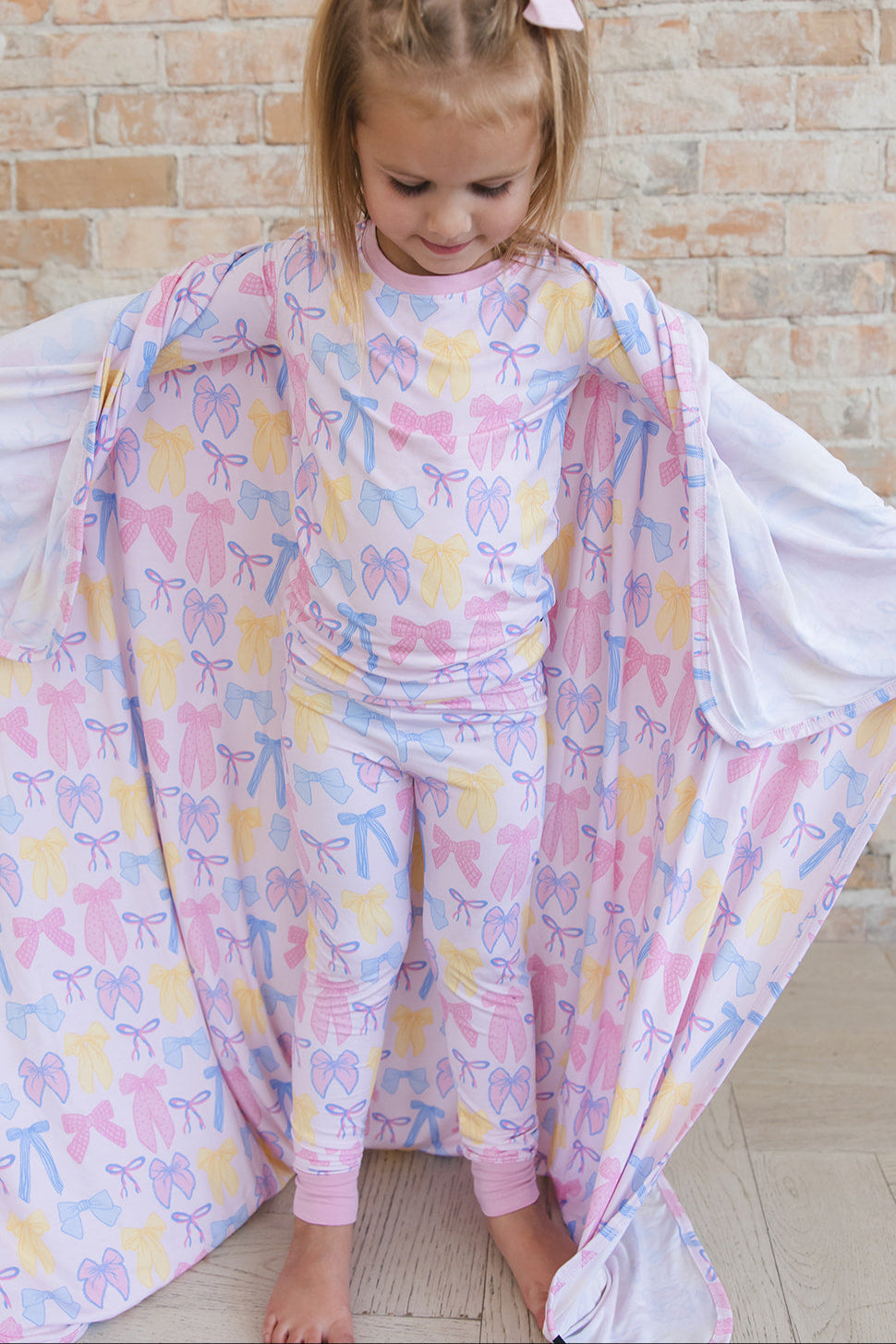 Madelyn - Set Blush Lotus