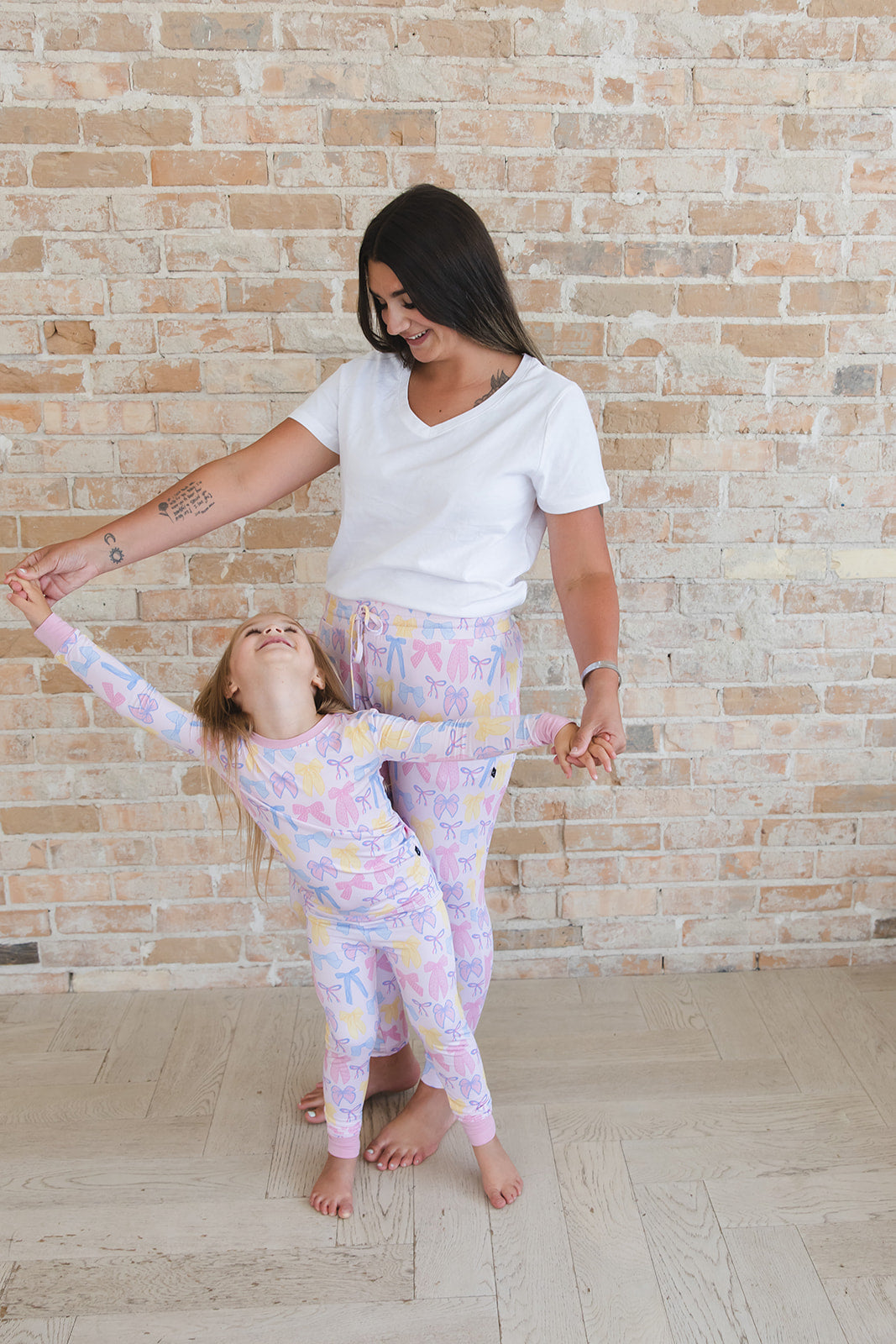 Madelyn - Women's Jogger Blush Lotus