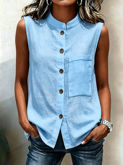 Women's Sleeveless Crop Top with Buttoned Pockets – Solid Color FitiqueFit