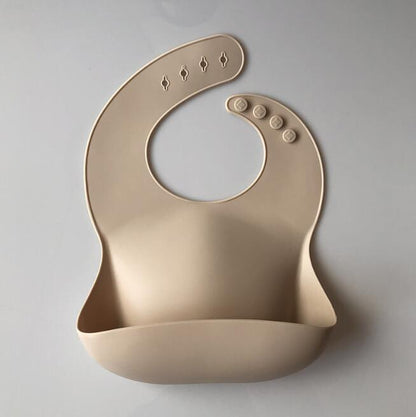 Newborns Solid silicone Baby Feeding Burp Cloth Bandana Bibs Fashionable Infant Toddler Drooling Babador Scarf Aprons Baby Stuff
