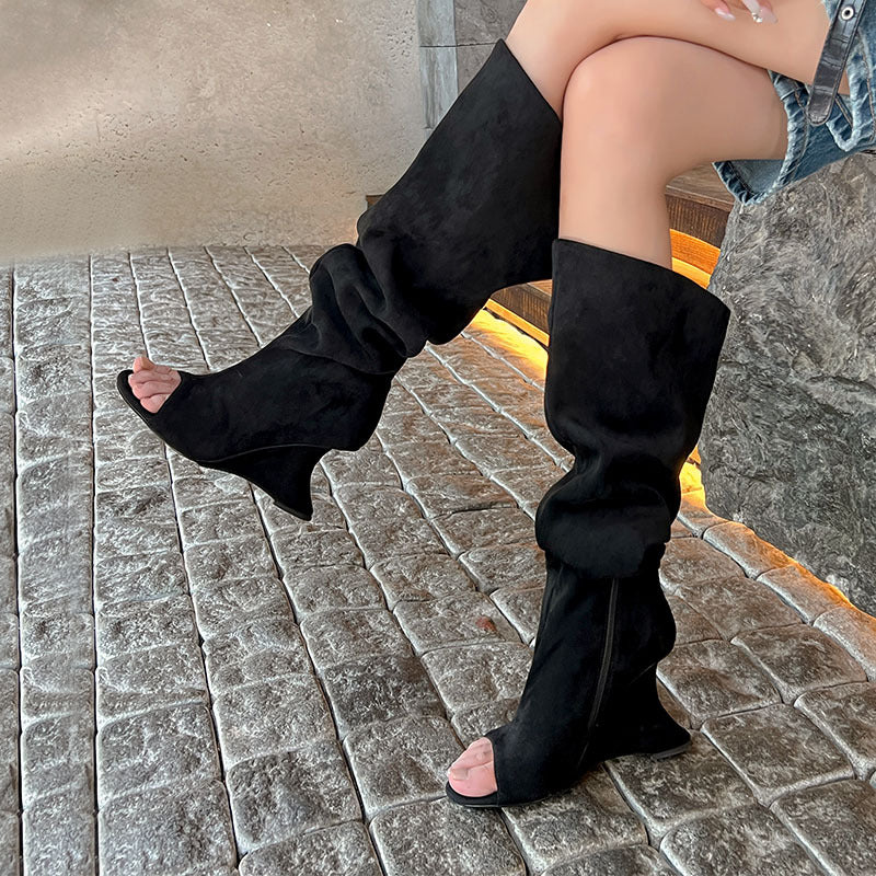 Fashion Personality Zipper High-heel Boots Women See size chart under “more details” The Fashion Celestial