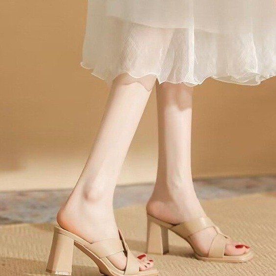 Open-Toe Chunky Heel Sandals – Bold & Trendy Summer Staple FitiqueFit