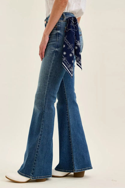 Judy Blue Mid Rise Jaqueline Flare with Triple Needle Back Pkts and Bandana Loop New Era Fashion LLc