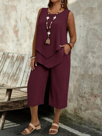 Casual Solid-Colored Sleeveless Top And Cropped Pants Two-Piece Set FitiqueFit