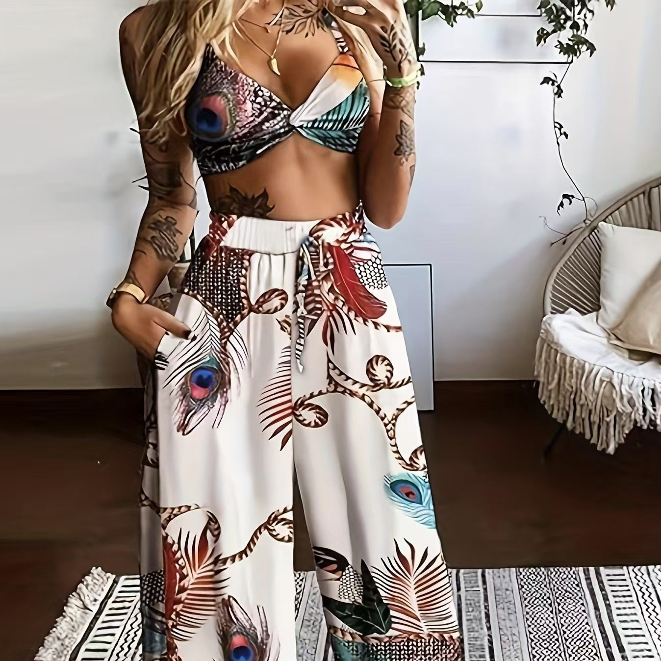 Women's Feather Print Crop Top & Pants Set – 2-Piece Vacation Outfit FitiqueFit