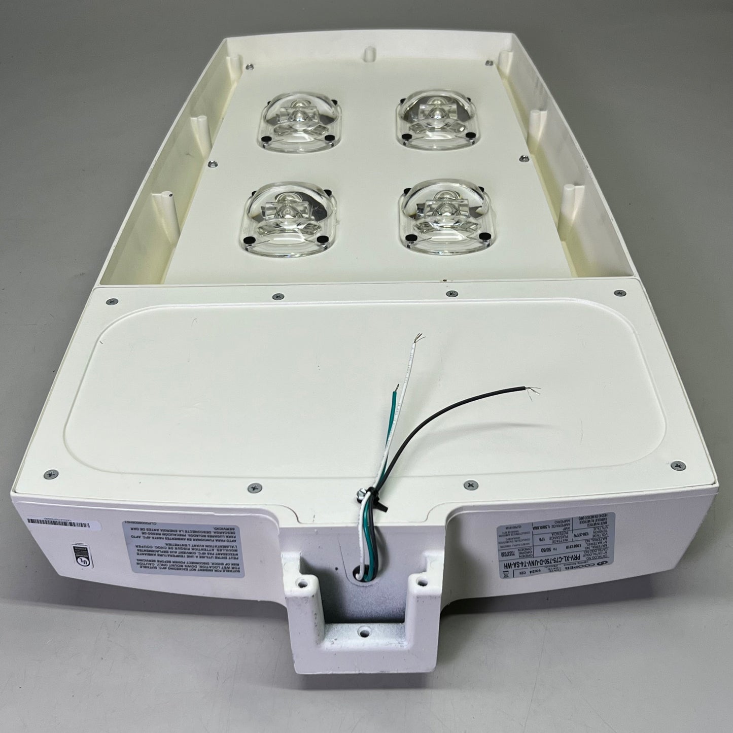 COOPER LIGHTING SOLUTIONS Area Light 120-277V 50/60Hz Sz 32.5" L X 17" W White PayWut