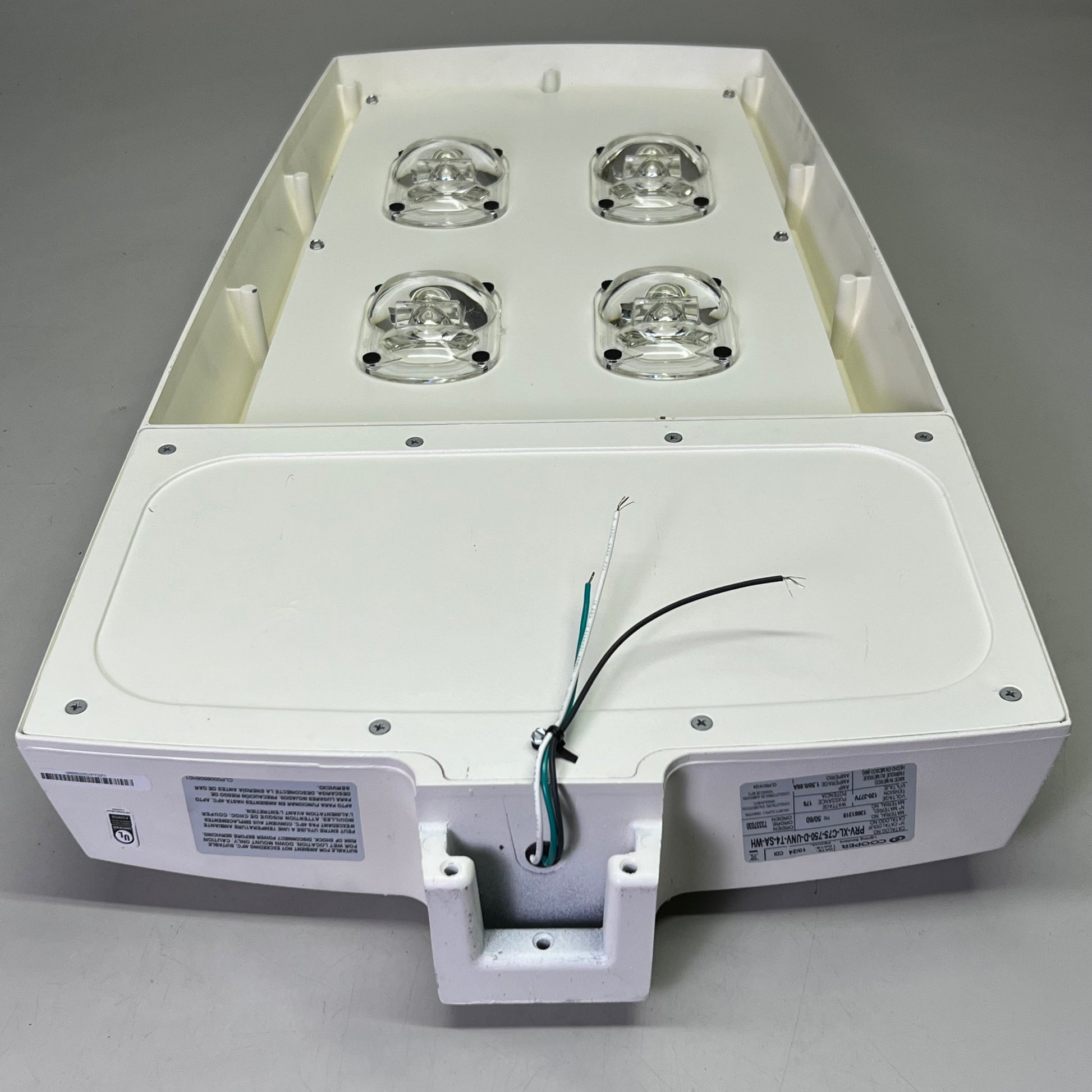COOPER LIGHTING SOLUTIONS Area Light 120-277V 50/60Hz Sz 32.5" L X 17" W White PayWut